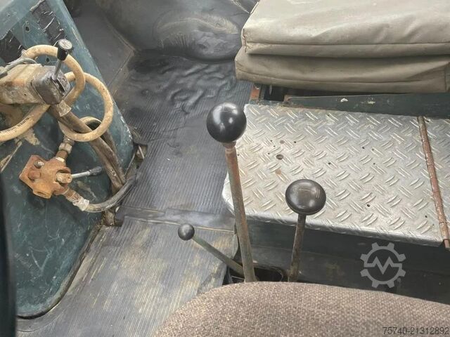 Kipper Mercedes-Benz 813 + Manual + Kipper + 4x4