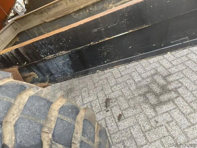 Kipper Mercedes-Benz 813 + Manual + Kipper + 4x4