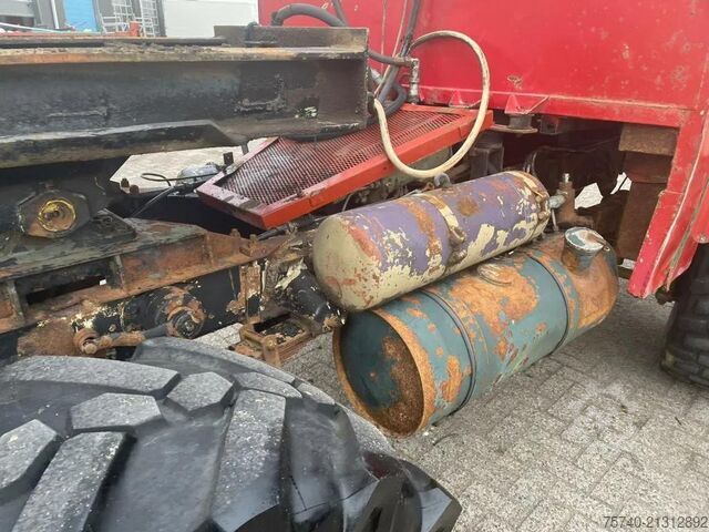 Kipper Mercedes-Benz 813 + Manual + Kipper + 4x4