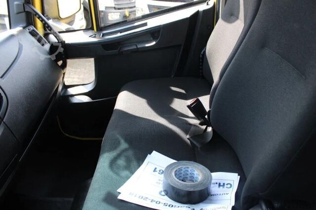 Valigia Iveco Eurocargo 120E21 + Euro 6 + Dhollandia Lift + e...