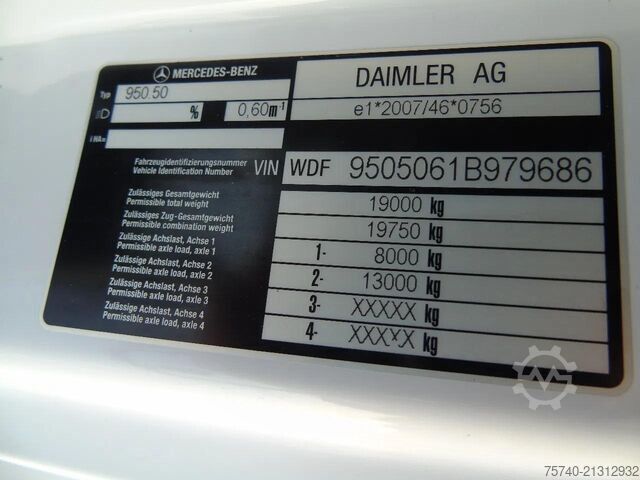 Posuvná plachta Mercedes-Benz Axor 1829 + euro 5 + lift + manual