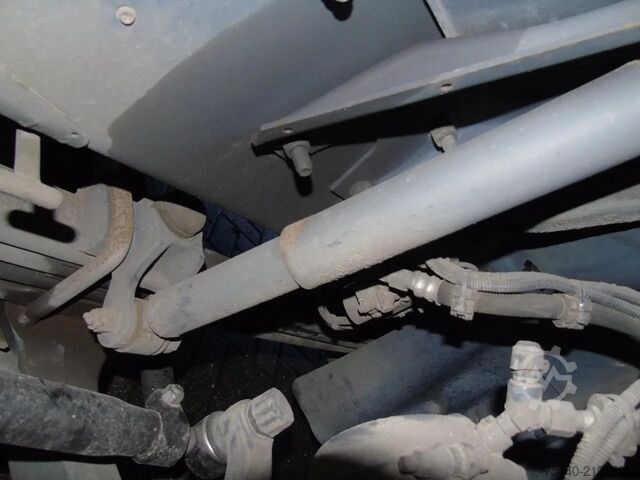 Koel-vriestransport Scania P230 LOW KLM +  CARRIER + LOADLIFT +