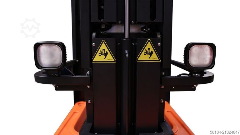 Teleskopmastbühne Noblelift OPH01E