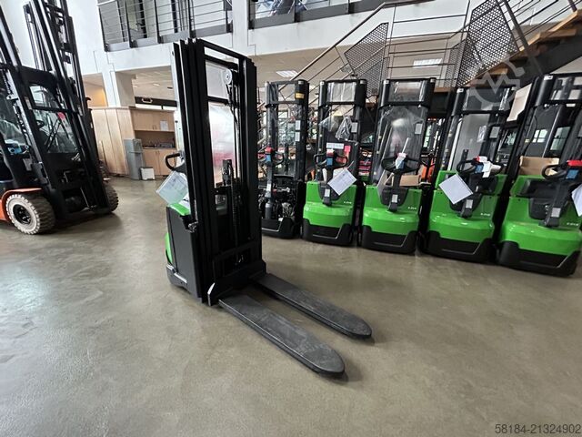 Hochhubwagen Cesab S212