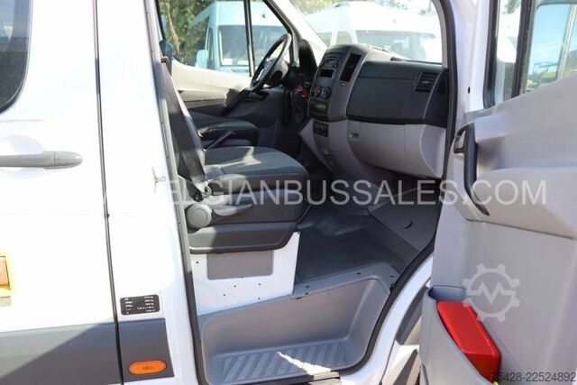 Kleinbus Mercedes-Benz Sprinter Transfer 45/ Basic 45 / 7.4m / Automat...