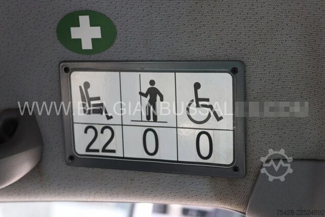 Minibus Mercedes-Benz Sprinter Transfer 45/ Basic 45 / 7.4m / Automat...