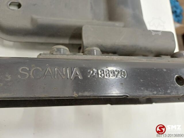 Çamurluk Scania Occ spatbordbeugel links Scania