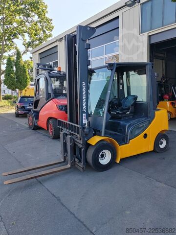 Dieselvorkheftrucks Jungheinrich DFG430s /5828mh/ 4.3m/ 2014y