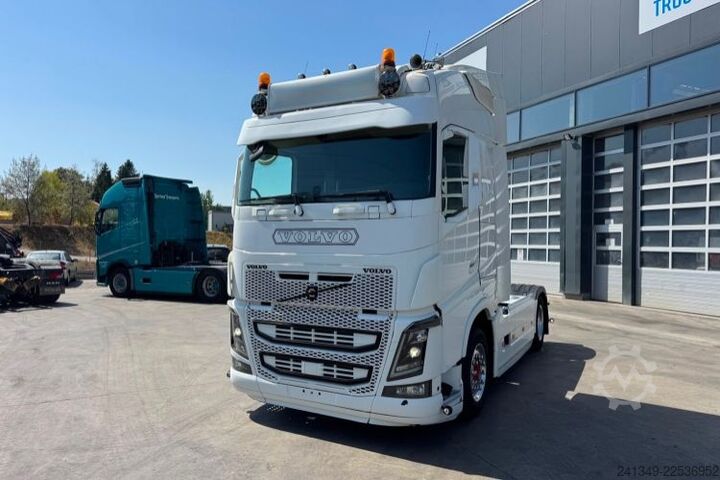 Τυπική μονάδα τράκτορα VOLVO FH-500 4x2