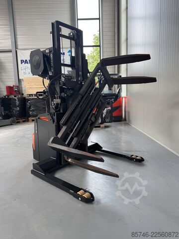 SWE 140 S - with PALLETCHANGER !! TOYOTA SWE 140 S - with PALLETCHANGER !!