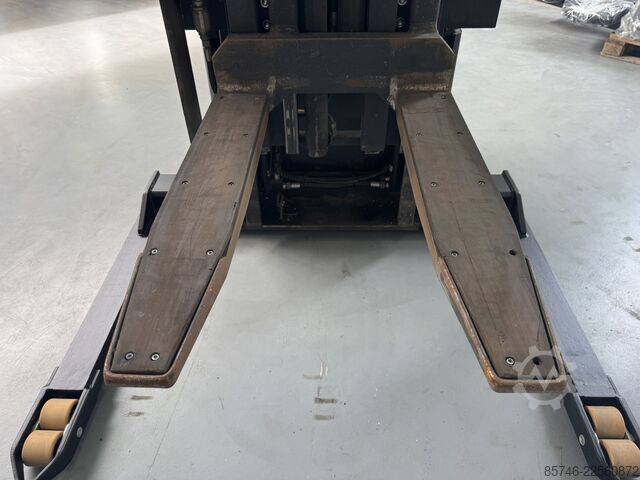 SWE 140 S - with PALLETCHANGER !! TOYOTA SWE 140 S - with PALLETCHANGER !!