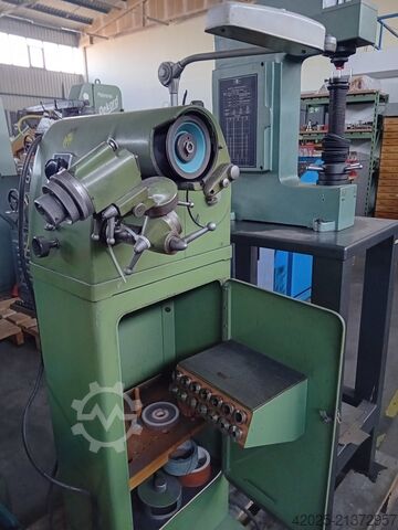 Mașină de șlefuit gravori DECKEL - SOE