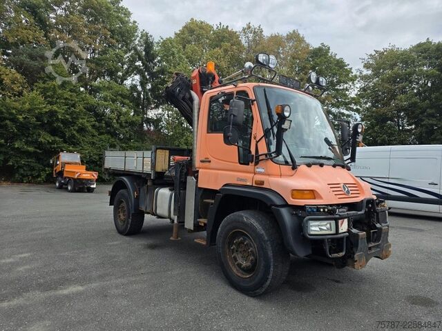 Outro UNIMOG U 500 3-Seiten-Kipper mit Kran PK 9501