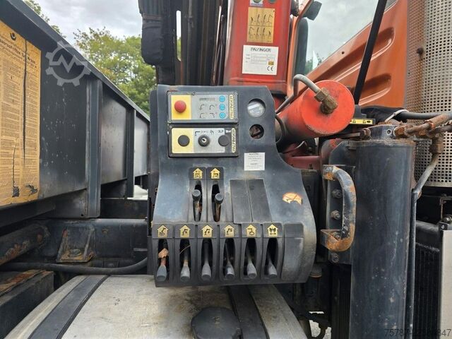 Outro UNIMOG U 500 3-Seiten-Kipper mit Kran PK 9501