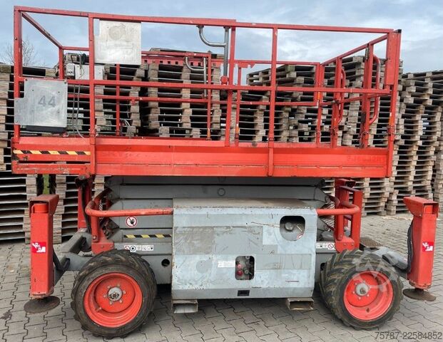 Plataforma de trabalho Skyjack SJ6832RT 4x4 Diesel, neuer Motor!!!