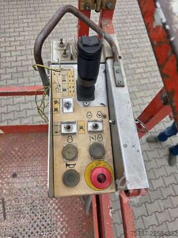 Plataforma de trabalho Skyjack SJ6832RT 4x4 Diesel, neuer Motor!!!