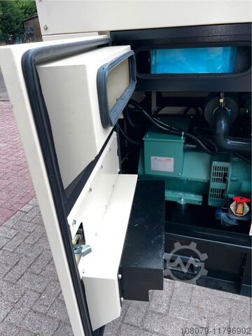 Генератор за хитне случајеве 32 кВА Newpower Generator Notstromaggregat NWK35 + Stromaggregat Sonderschallschutz