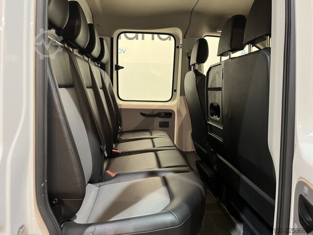 Plataforma de carga VW Crafter 35 2.0 TDI L4 DC Dubbel Cabine RWD 140 ...