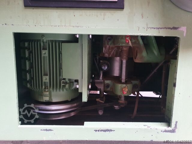 Freesmachine met draaibare as Panhans Typ 259