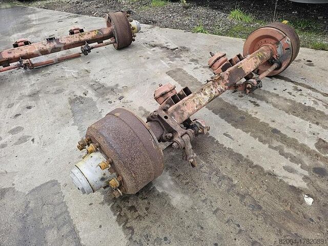 Aksel FREUHAUF SMB TRAILER AXLE | SINGLE TIRE | FOR STEEL SUSPENSION.