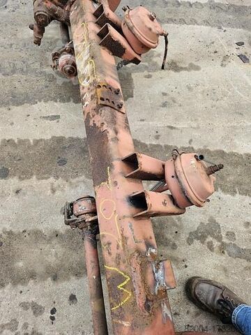 Aksel FREUHAUF SMB TRAILER AXLE | SINGLE TIRE | FOR STEEL SUSPENSION.