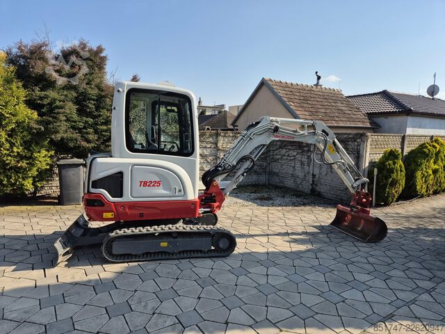 Mini ekskavatör Takeuchi TB 225