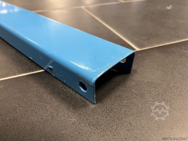 Poste de apoyo Perfil en U Poste de unión Gesamtlänge: 1.660 mm/ U-Profil 70x30 mm Fußplattenabmessung: ca. 130x130x3,0 mm