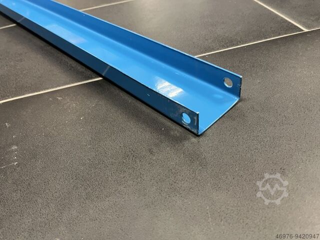 Poste de apoyo Perfil en U Poste de unión Gesamtlänge: 1.660 mm/ U-Profil 70x30 mm Fußplattenabmessung: ca. 130x130x3,0 mm