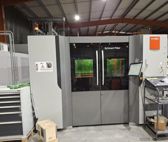 2021 BYSTRONIC BySmart Fiber 3015 Fibre 3KW + ByTrans kiterjesztett + ByTower BYSTRONIC BySmart Fiber 3015 Fiber 3KW + ByTrans extended...