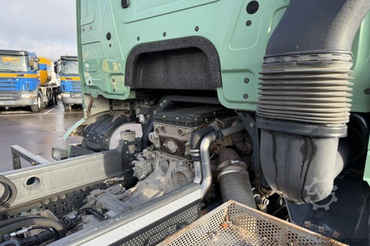 Hakowiec Mercedes-Benz Antos 2648 Meiller