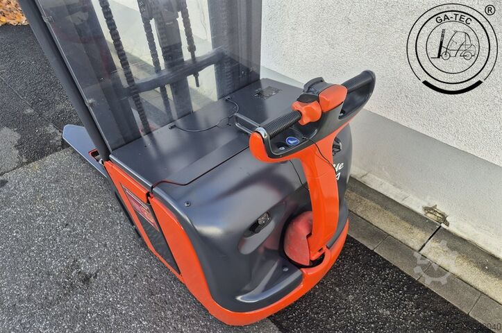 Pallet stacker Linde L14i