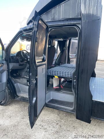 Standardowy ciągnik siodłowy Mercedes-Benz Sprinter 519 CDI 190 PS Schlafkabine LBW
