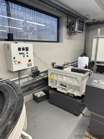 Máquina de acabado vibratorio con cinta transportadora Rösler  Rösler R 470/5500 Förderband