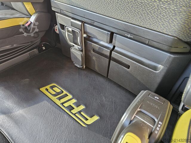 Standart-SZM Volvo FH 16.750 4x2 / RETARDER / I PARK-COOL / FULL AIR