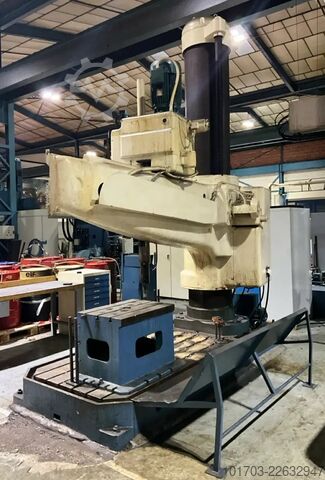 Radial Drilling Machine GSP 49S22