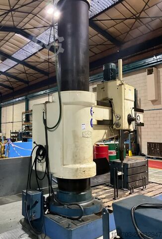 Radial Drilling Machine GSP 49S22