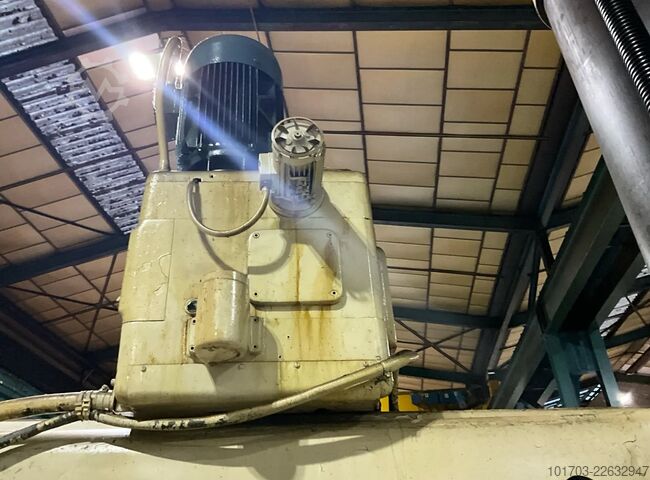Radial Drilling Machine GSP 49S22