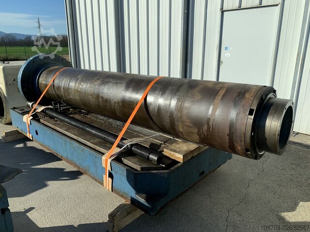 Radial Drilling Machine GSP 49S22