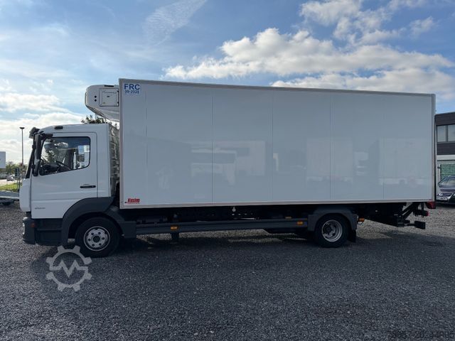 Kühltransporter MERCEDES-BENZ 823 Atego / Kühlkoffer / LBW / 6,70 m / Carrier