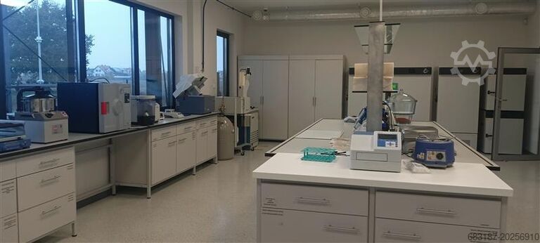 Laboratoriumapparatuur - Set Shimadzu, Wyposażenie laboratorium