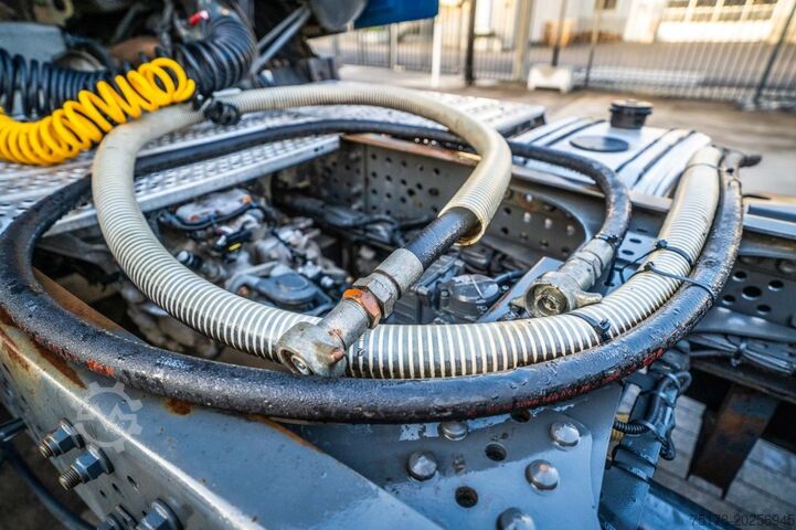 Standaard-SZM MERCEDES ACTROS 1846 LS + HYDR.