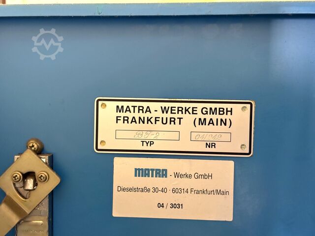 Mașină EDM pentru găurirea orificiilor MADRA BT-2