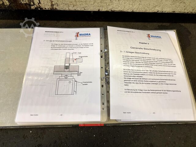 Mașină EDM pentru găurirea orificiilor MADRA BT-2