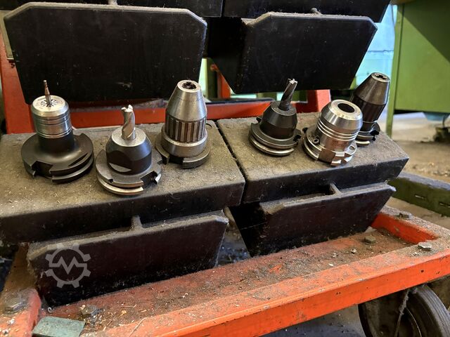 Lot de port-scutere SK 40 nan nan