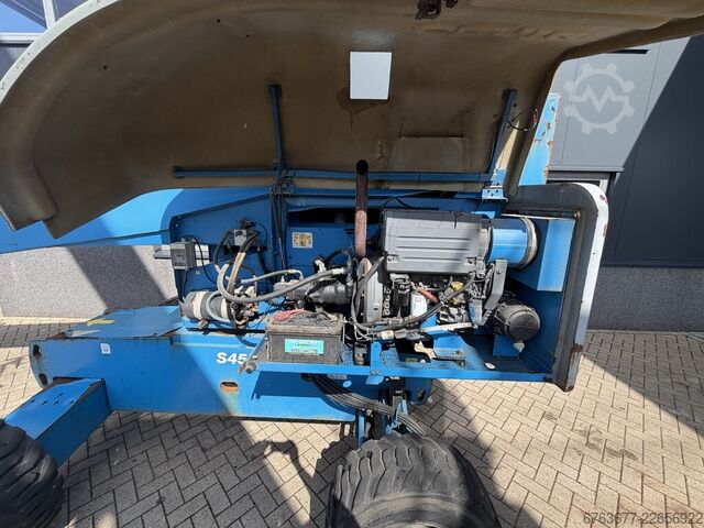 GENIE S-45 teleskopbom-lift / bomlift 4x4 DEUTZ DIESEL 5532 timer 15,7 m arbejdshøjde 2014 GENIE S-45 Telescoop hoogwerker / boomlift  4x4 DEUTZ DIESEL 5532uur 15,7M Werkhoogte 2014