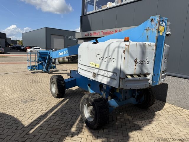GENIE S-45 teleskopbom-lift / bomlift 4x4 DEUTZ DIESEL 5532 timer 15,7 m arbejdshøjde 2014 GENIE S-45 Telescoop hoogwerker / boomlift  4x4 DEUTZ DIESEL 5532uur 15,7M Werkhoogte 2014