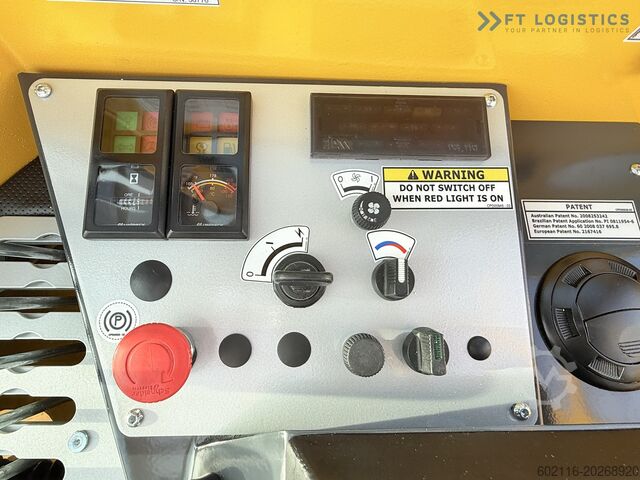 Vierwegheftruck Combilift C5000XL GAS TRIPLEX 6000 EXTENDABLE FORK