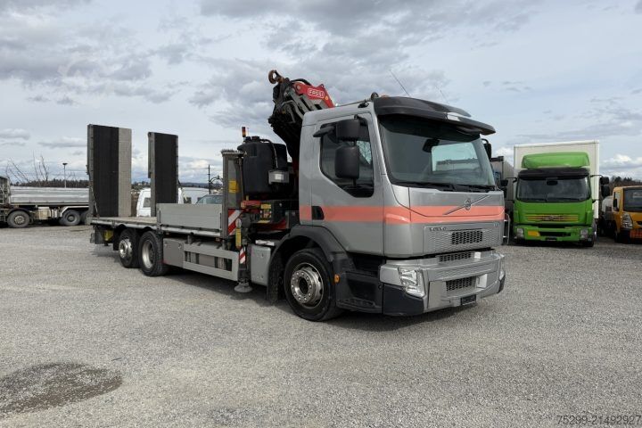 Lastbilsmonterad kran Volvo FE-320 6x2R Fassi 235 5-Fach