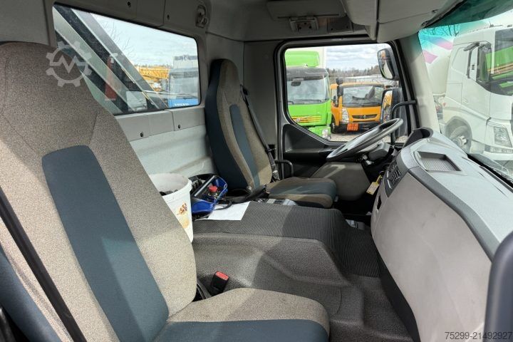 Lastbilsmonterad kran Volvo FE-320 6x2R Fassi 235 5-Fach