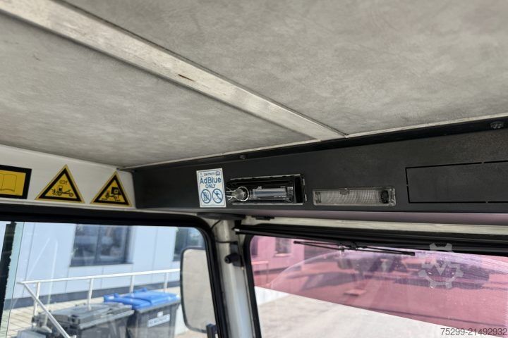 Lastbilchassi  YT222 4x2 Chassis-Kabine / Swiss-Vehicle